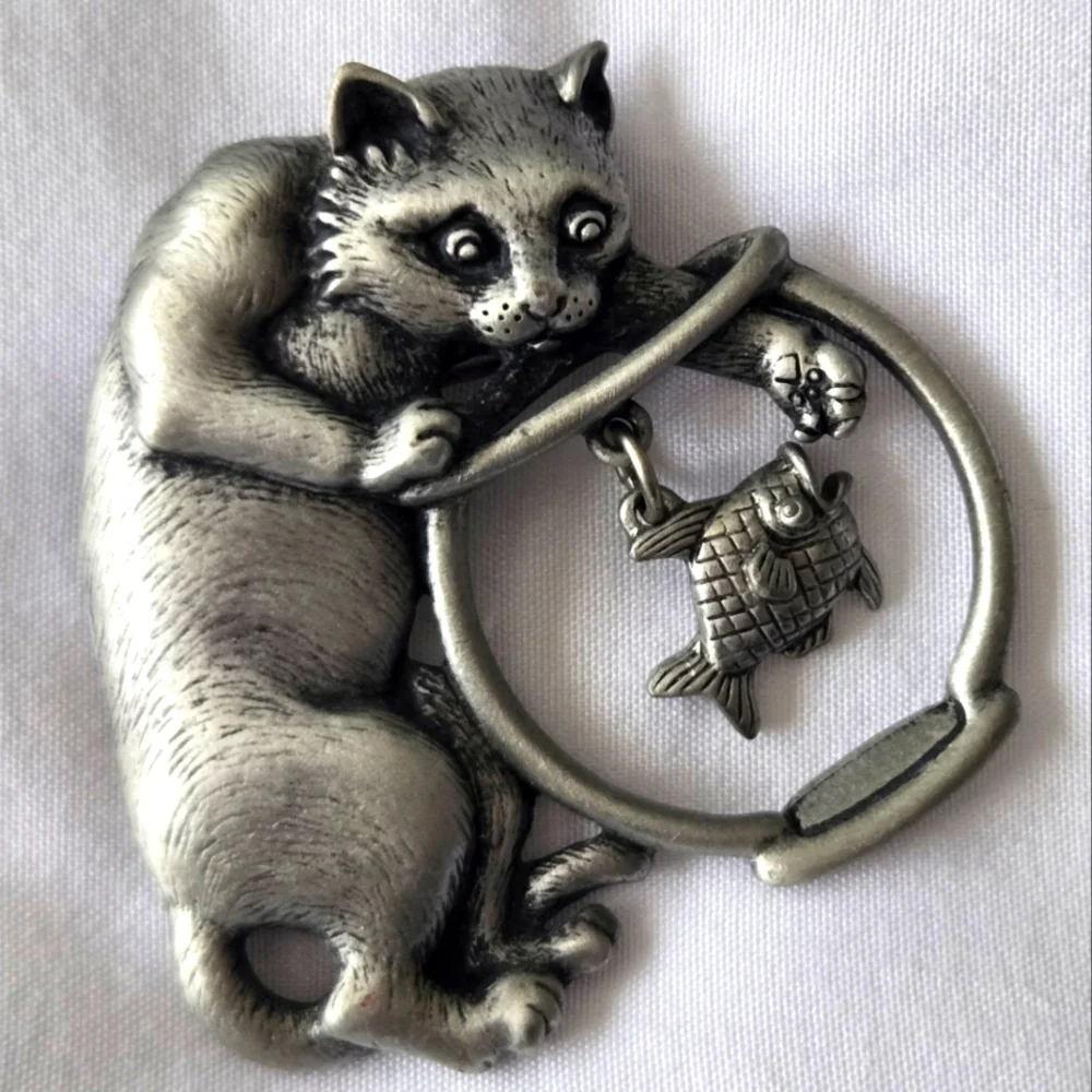 2 JJ Jonette Pewter Whimsical Novelty Cat Pins Brooches